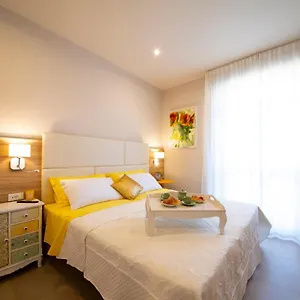 https://apart-hotel-la-rocchetta.it-lombardy.com