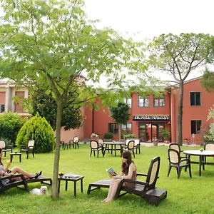 https://marzia.it-tuscanyhotel.com